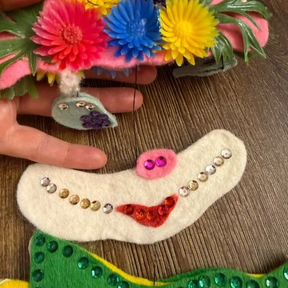 Vintage Handcrafted Easter Bunny Rabbit Wall Hanging Mobile Felt - Picture 2 of 6